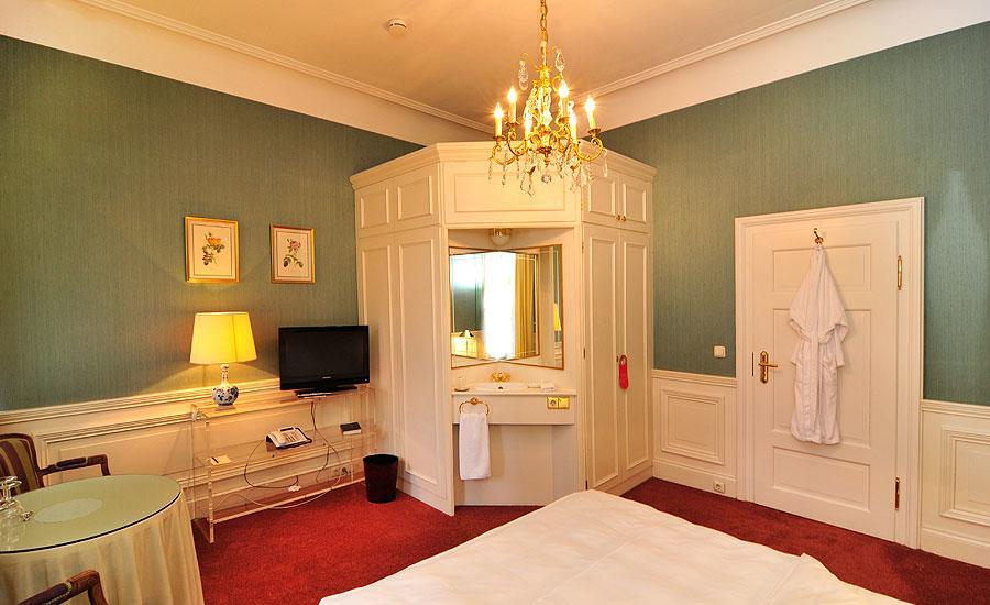 Hotel Buerger Palais Ansbach Room photo